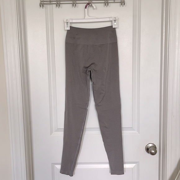Alphalete Amplify Leggings Medium - Picture 4 of 5